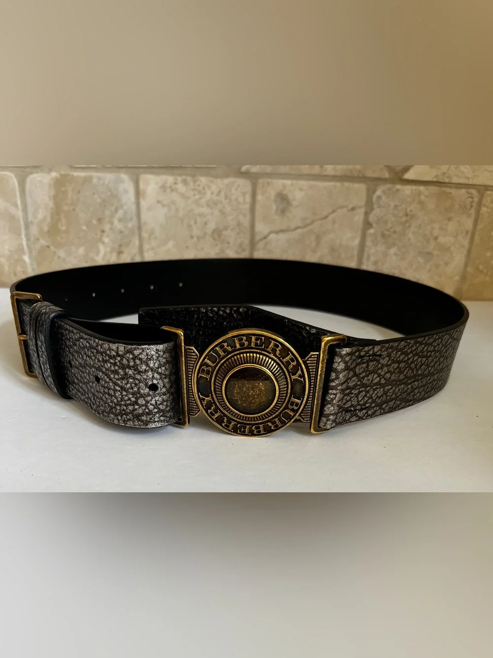 RARE Burberry Prorsum Leather and Brass Logo Toggle Buckle Belt
